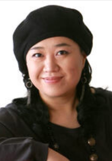 Park Ji Sook Biography, Born, Age, Gender, Nationality, Park Ji Sook is a South Korean female writer.