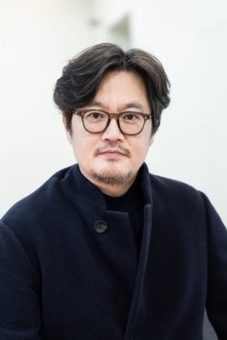 Woo Min Ho Biography, Nationality, Age, Born, Gender, Woo Min Ho is a South Korean director.