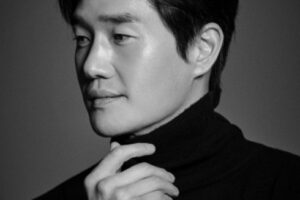 The Man Who Lives with the King cast: Yoo Ji Tae, Yoo Hae Jin, Lee Joon Hyuk. The Man Who Lives with the King Release Date: 2025.