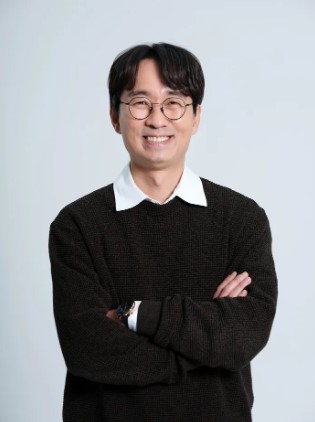 Jang Hang Joon Nationality, Age, Biography, Gender, Born, Jang Hang Joon is a South Korean director.