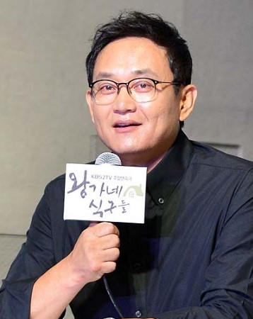 Jin Hyung Wook Nationality, Age, Born, Gender, Biography, Jin Hyung Wook is a South Korean film director.