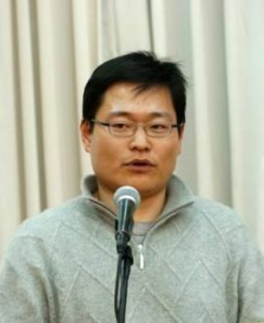 Kim Sung Geun Nationality, Age, Born, Gender, Biography, Kim Sung Geun is a South Korean chief.