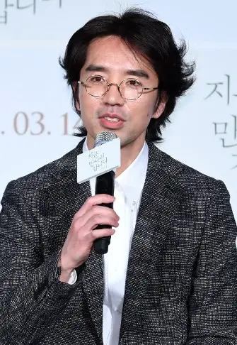 Lee Jang Hoon Nationality, Biography, Gender, Born, Age, Lee Jang Hoon is a South Korean actor.