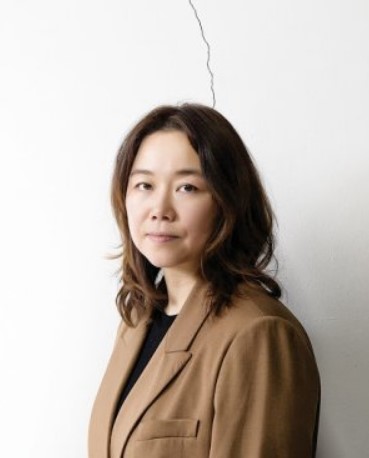 Hong Eui Jung Nationality, Age, Born, Gender, Biography, Hong Eui Jung is a South Korean female director.