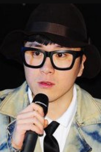 Byun Sung Hyun Biography, Age, Born, Gender, Nationality, Byun Sung Hyun is a South Korean film director.