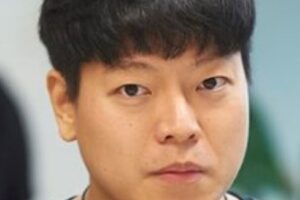 Lee Dong Hyeon Nationality, Age, Biography, Born, Gender, Lee Dong Hyeon is a South Korean director.