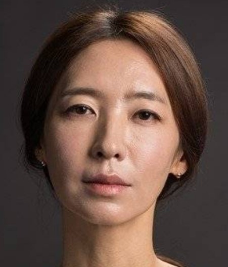 Bang Eun Jin Nationality, Age, Biography, Born, Gender, Bang Eun Jin is a South Korean film actress & director.